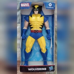 NIB Marvel‎ Wolverine 9.5" Action Figure